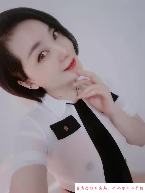 武侯肤白妩媚骚妇 第2张