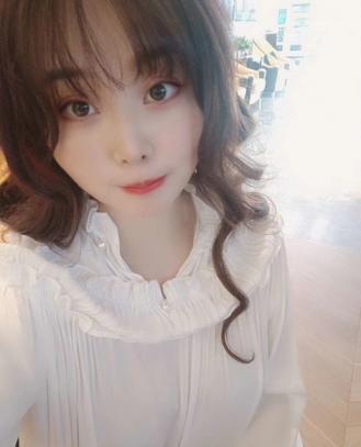 上海徐汇年轻丰满美女 第1张