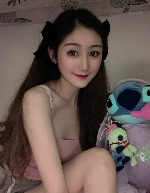 舞蹈妹子来上课啦 第1张