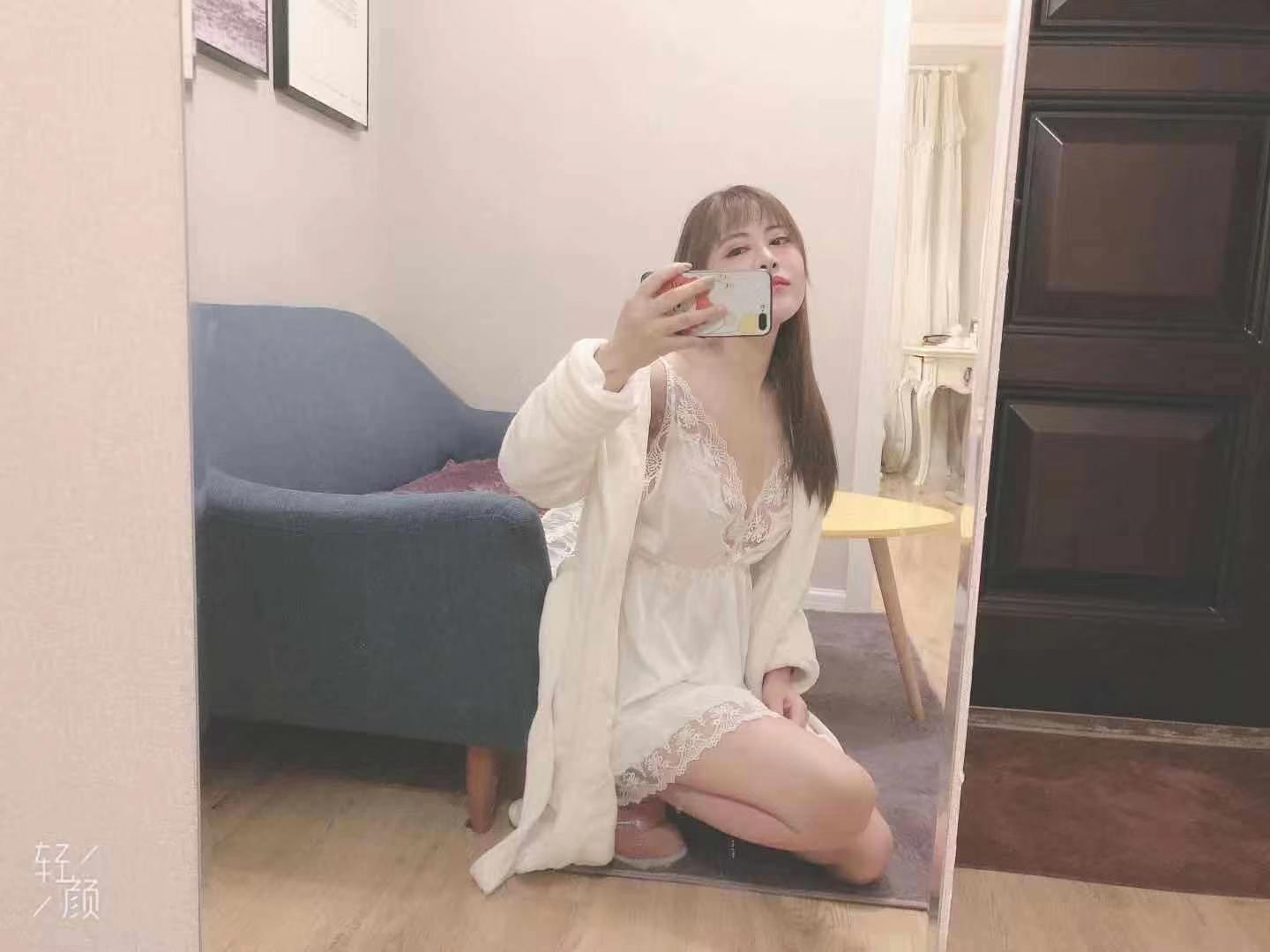 长宁区服务系杨雪儿 第2张