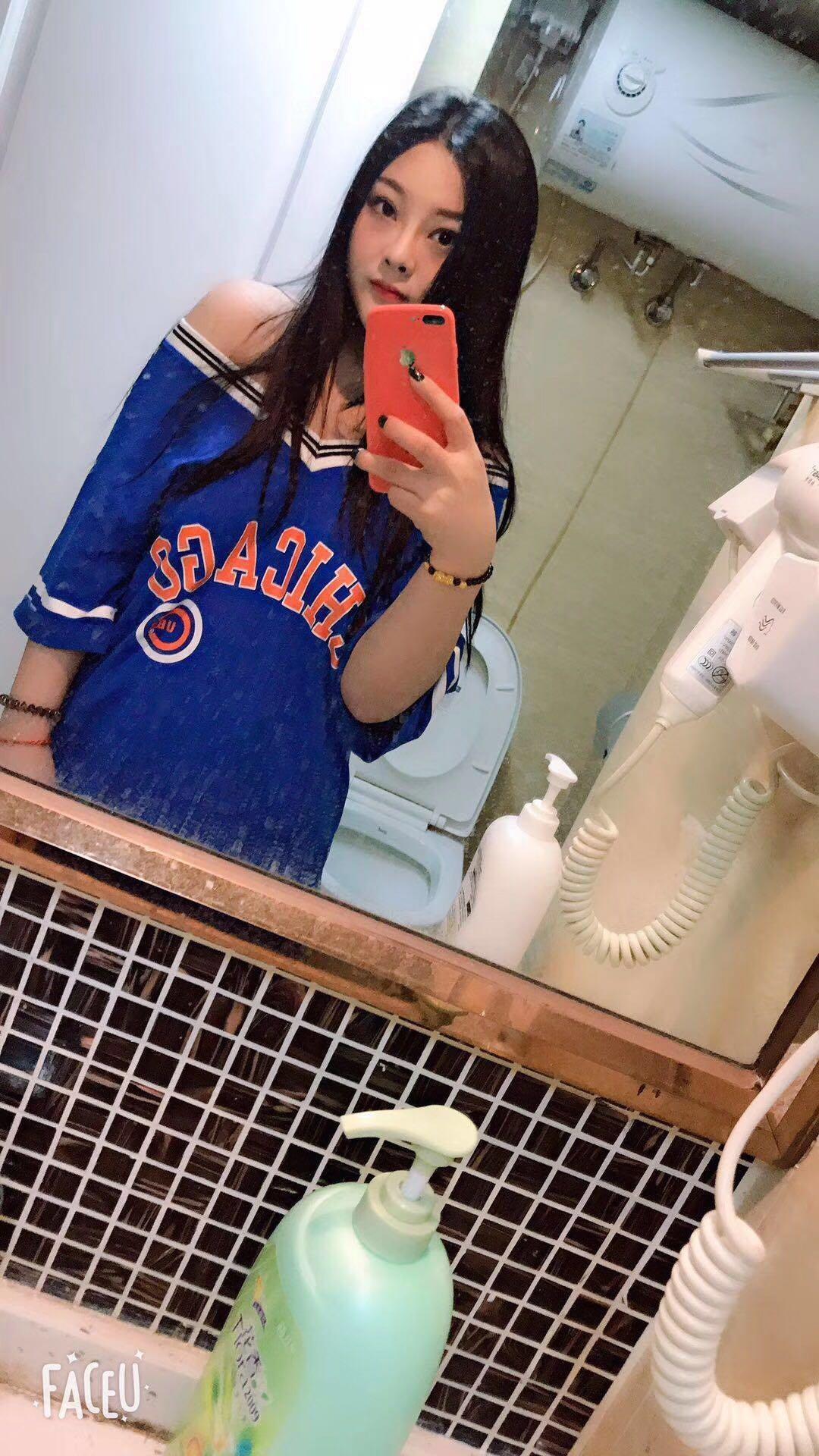 长沙五江天街爆乳糖果MM 第1张