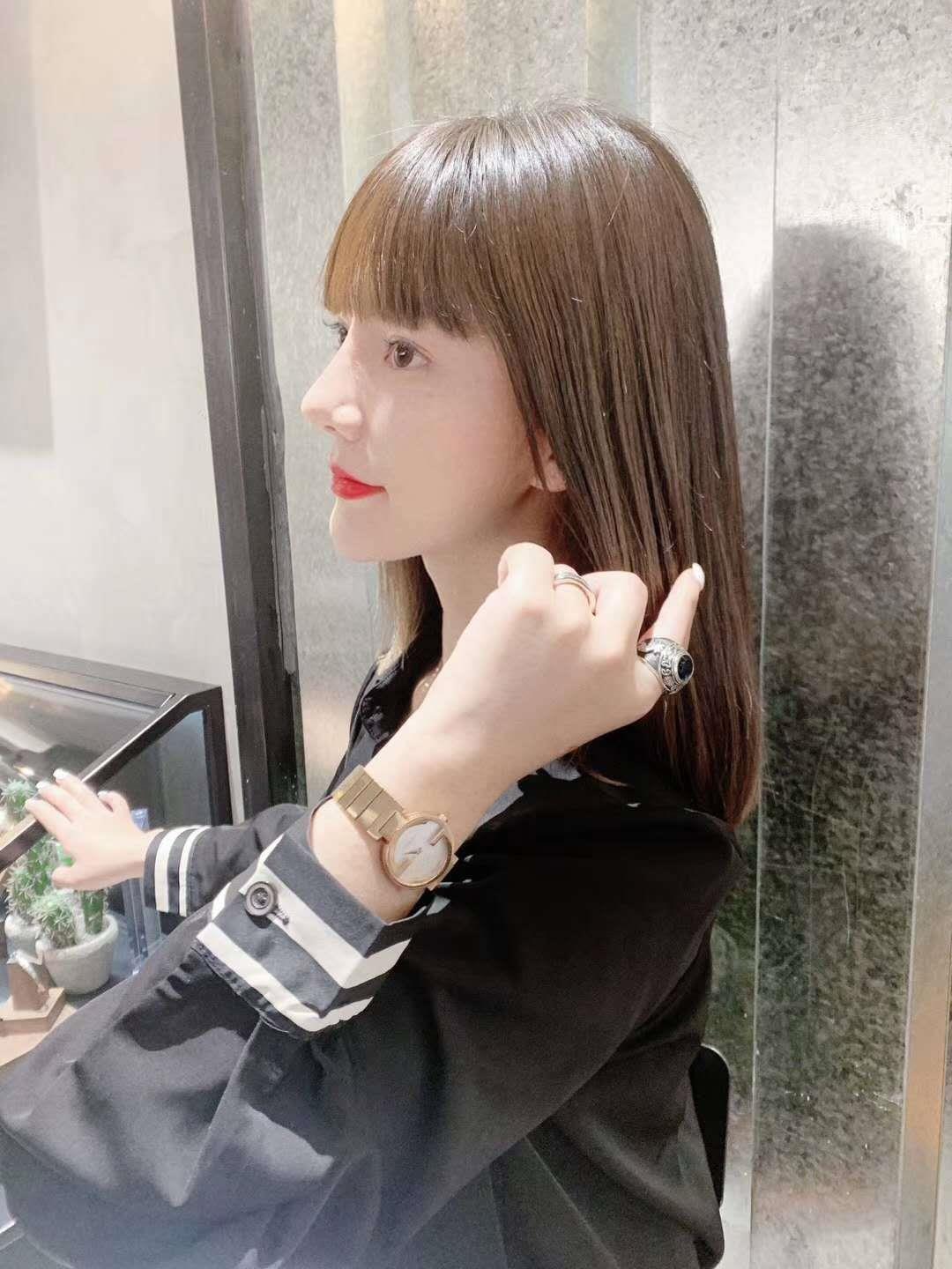 观山湖区会展城兼职的气质美女 第2张