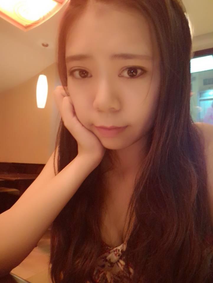 大二美女小鲜肉 第4张
