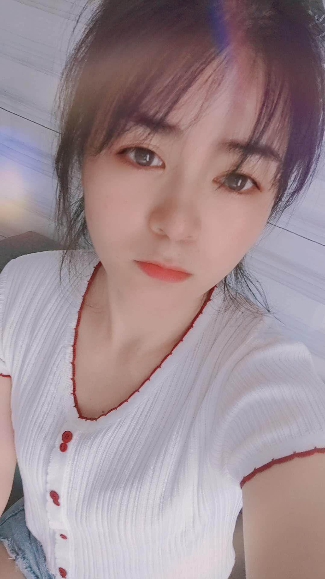 亲自体验翻身刚下海需调教的超紧川妹子晴晴，乖巧听话可爱 第1张