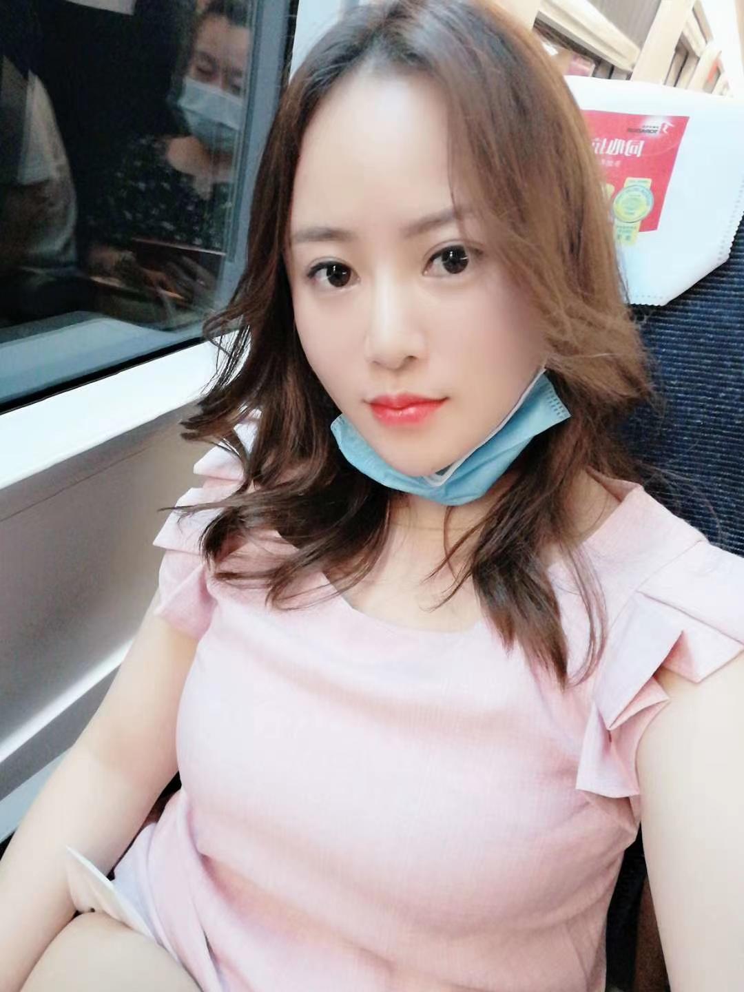 罗湖娇小大胸小花，粉嫩B紧，服务态度好 第2张