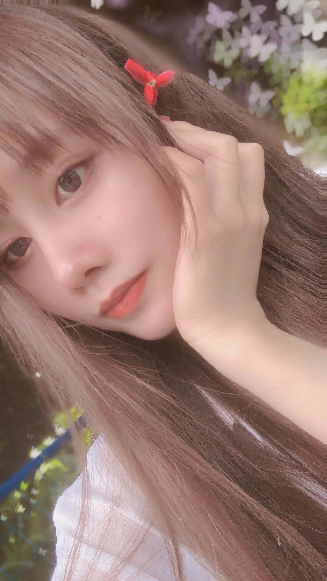 20岁清纯可爱的番禺烟雨 第2张