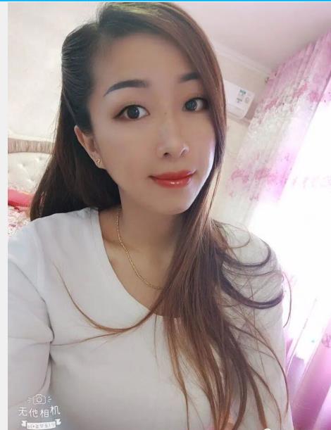 越秀区婷婷：气质美少女，嫩穴超紧、水多耐磨 第1张