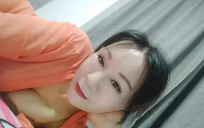 熟女白百何 第1张