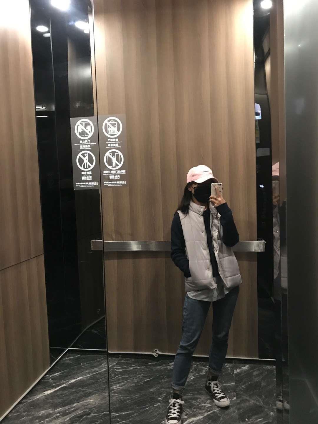 深圳南山的年轻小姑娘 第1张