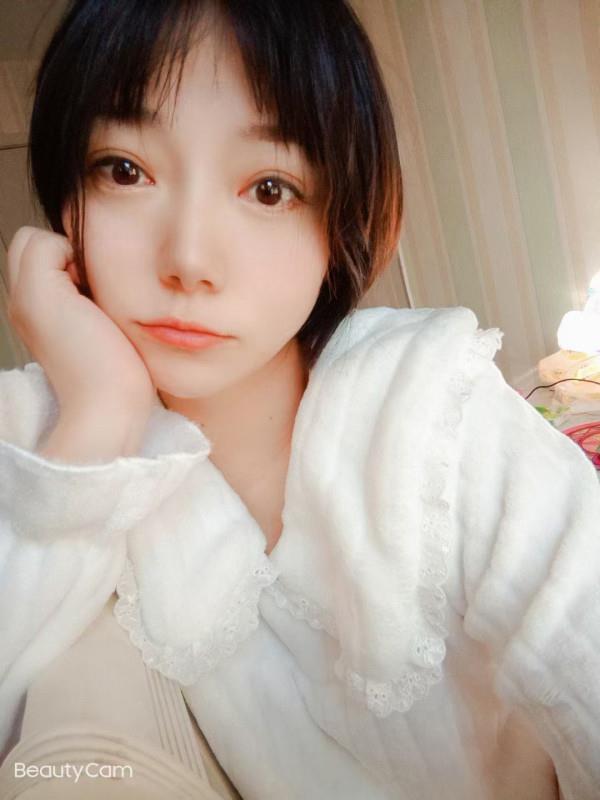 弘扬小美女 第1张