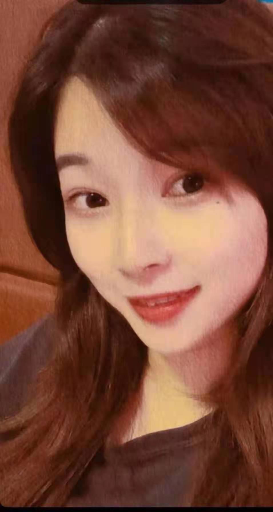 颜值90后小欣 第1张