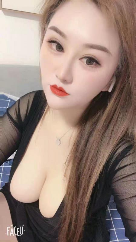 175炮架子少妇 第1张