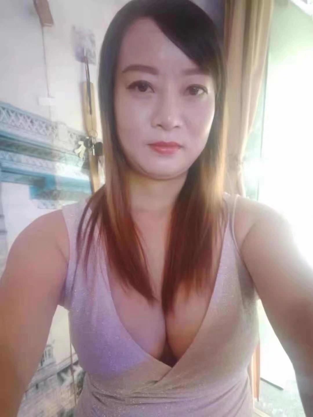 夫子庙少妇 第1张