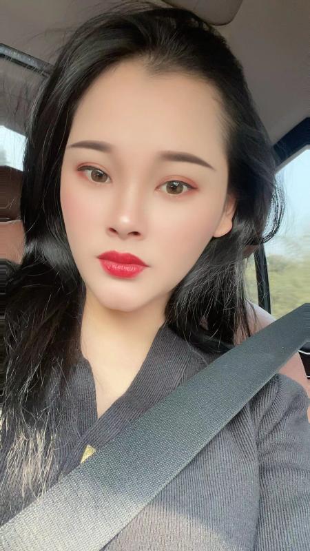 红谷滩性感小姐姐 第4张