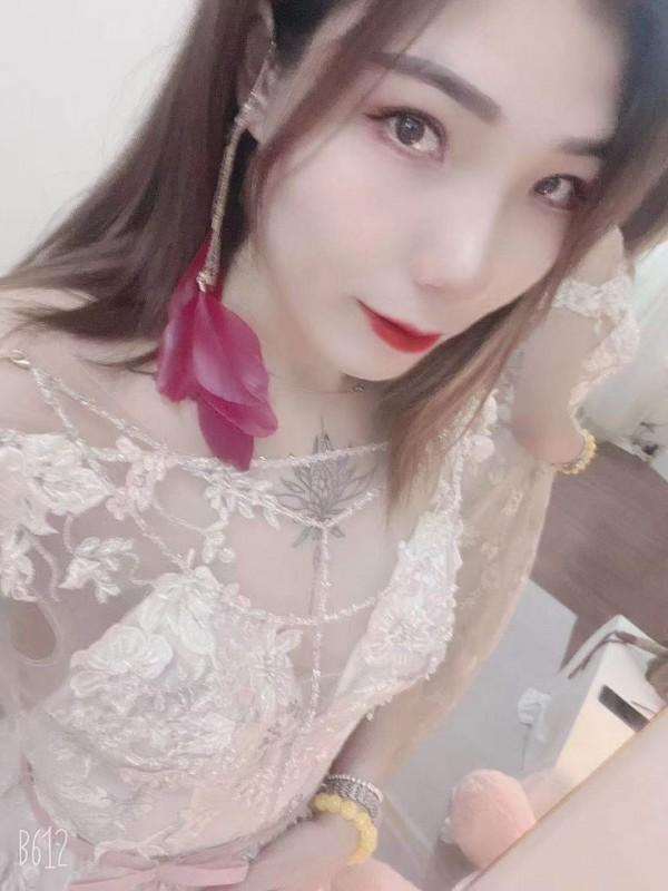 婚纱少妇体验不错 第1张