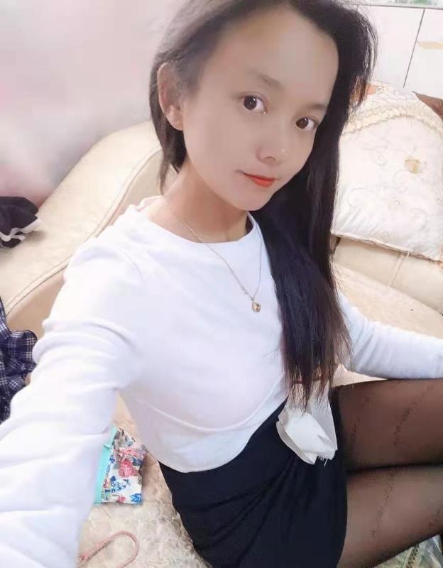 东莞南城火辣小妹妹 第1张