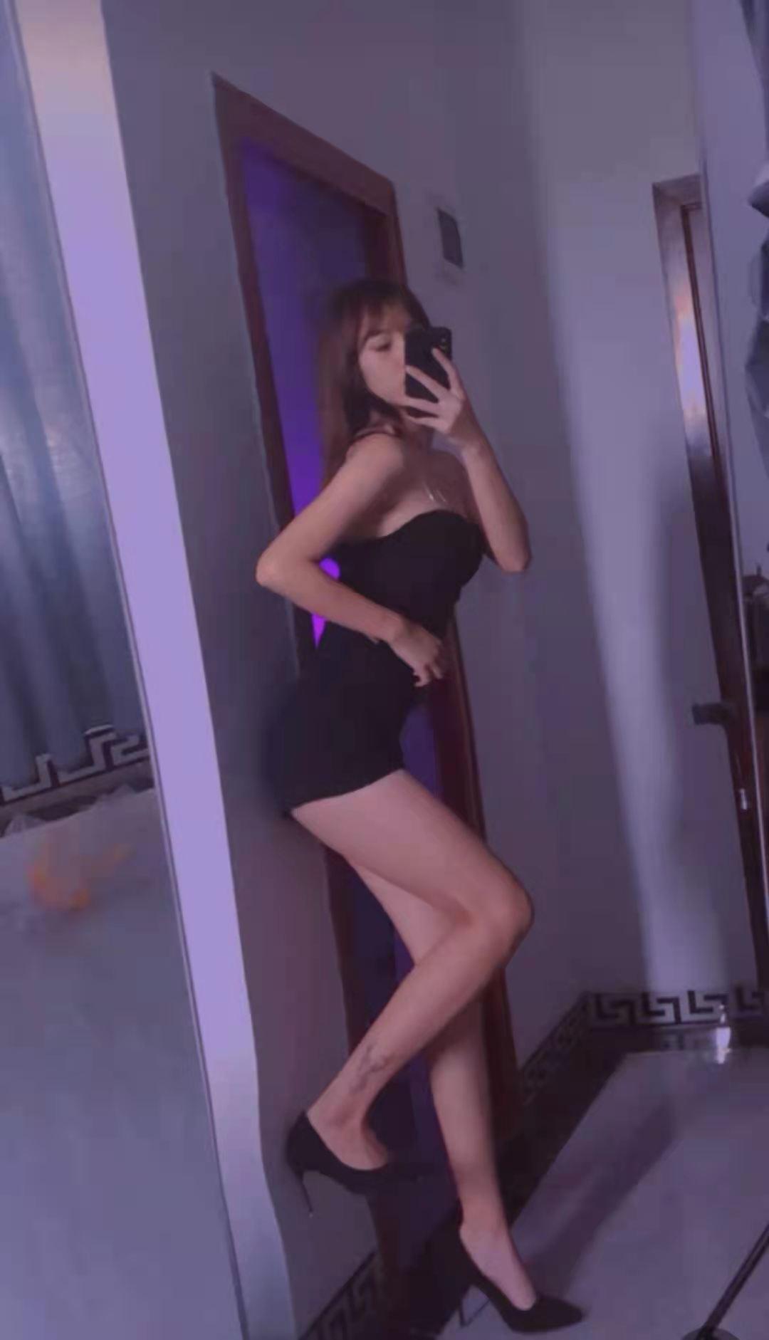 性感水嫩的年轻妹妹,配合好，后入大叫 第2张