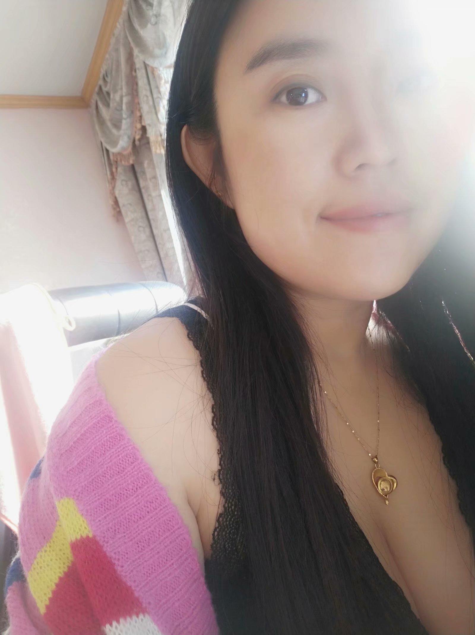 美貌少妇活好可以口爆不机车 第1张