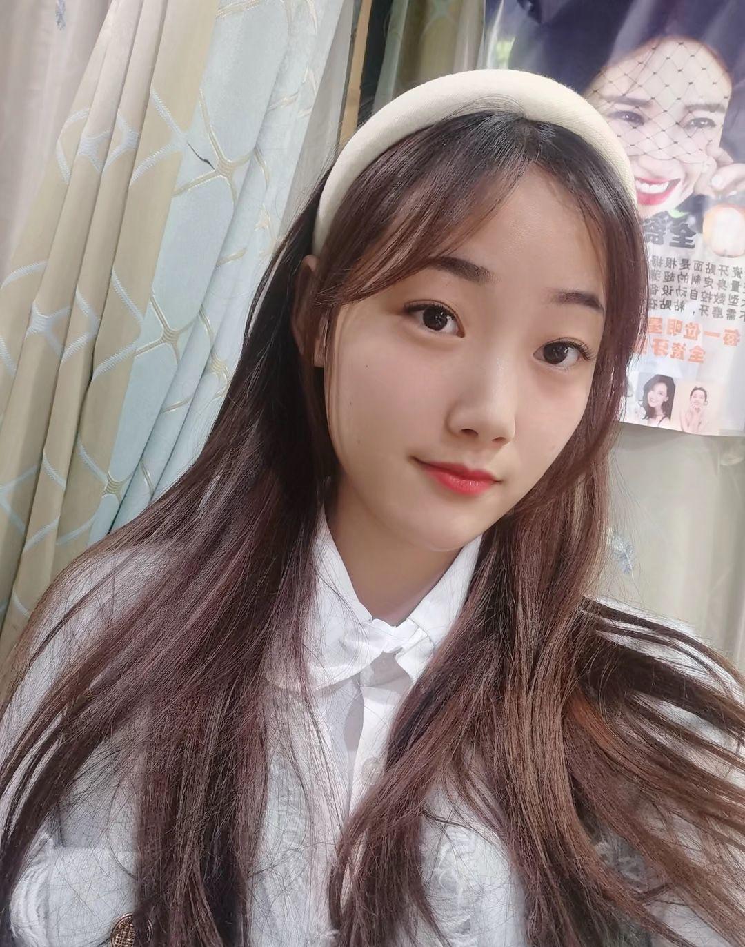 一个年轻的妹子，身材服务都很好 第1张