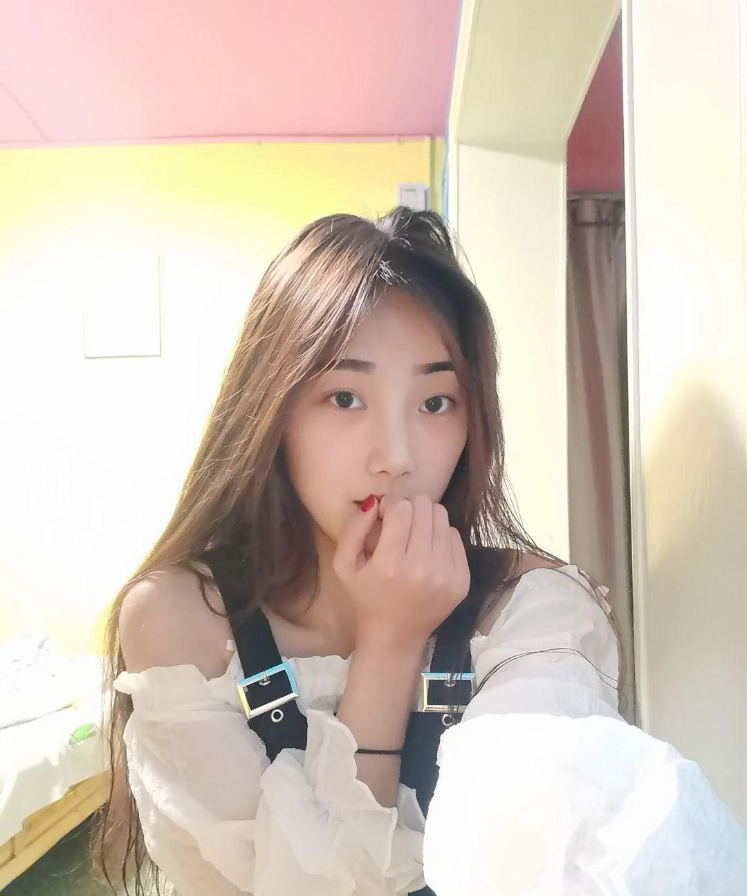 一个年轻的妹子，身材服务都很好 第2张