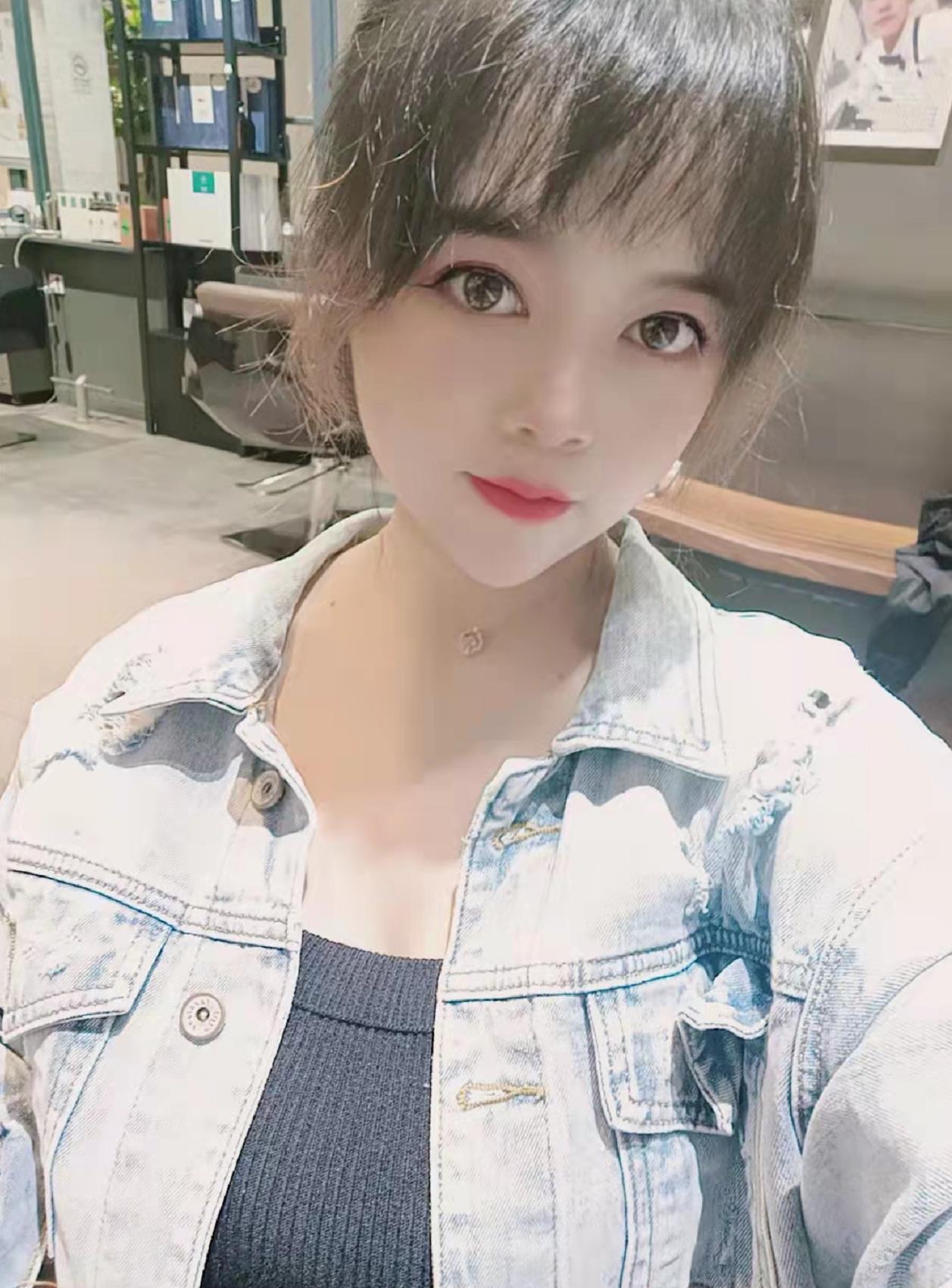 38D浪女宝儿，大波浪发型，性感浪骚 第3张